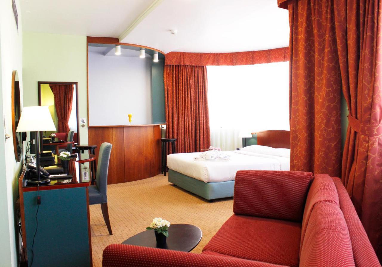 Al Diar Dana Hotel Abu Dhabi Eksteriør billede