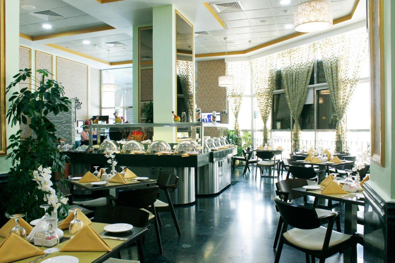 Al Diar Dana Hotel Abu Dhabi Eksteriør billede