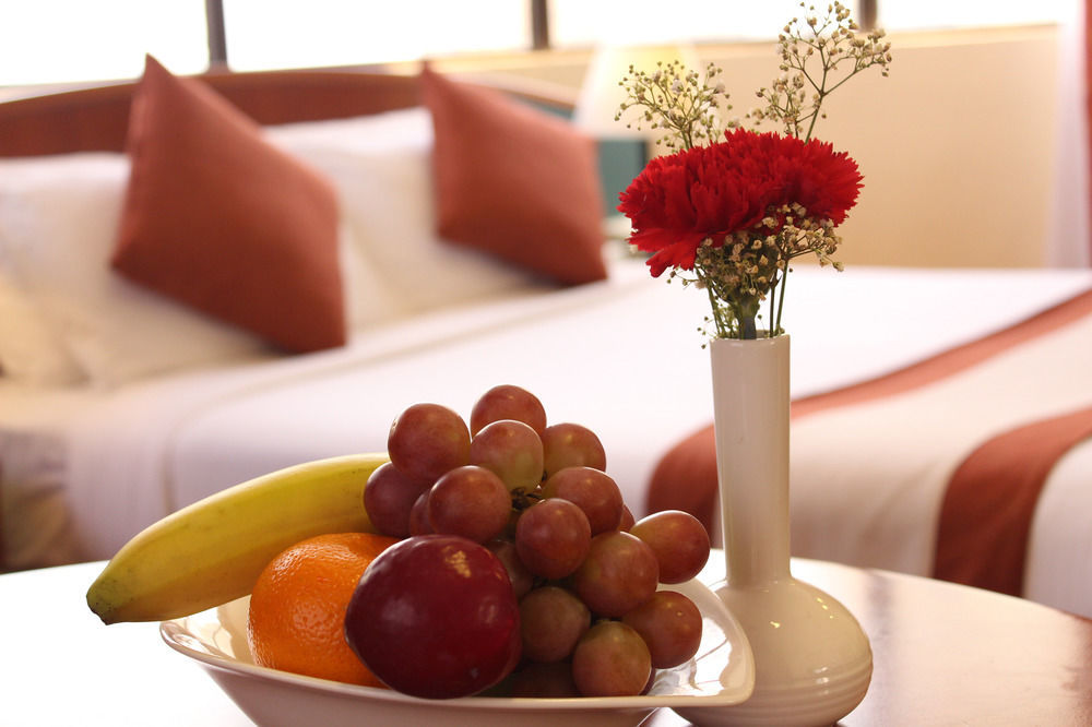 Al Diar Dana Hotel Abu Dhabi Eksteriør billede